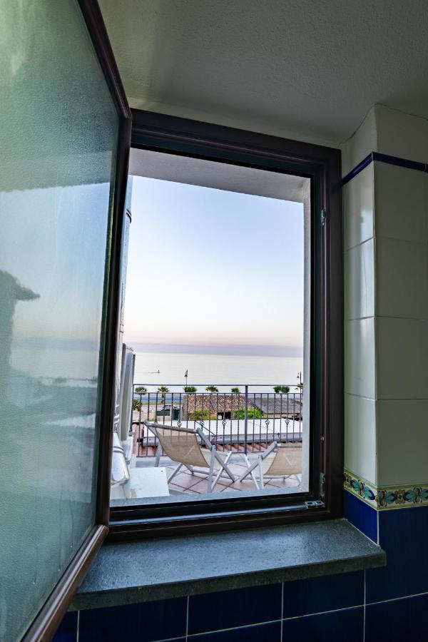 B&B Ottocento Sul Mare Nizza di Sicilia Exterior photo