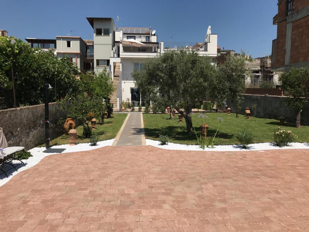B&B Ottocento Sul Mare Nizza di Sicilia Exterior photo