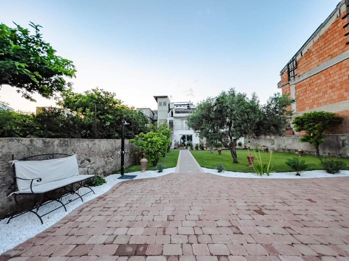 B&B Ottocento Sul Mare Nizza di Sicilia Exterior photo